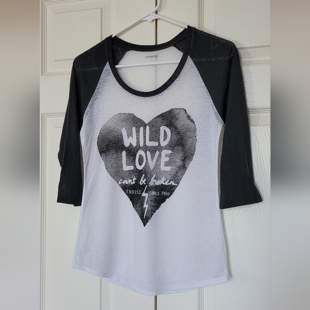 $FREE w/ Purchase: Express (Vintage) Black & White 3/4 Sleeve Tee